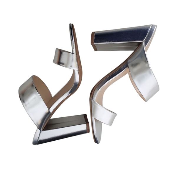 NIB Lulu's | Marlowe Silver Metallic High Heel Sandals Chunky Heel - Picture 6 of 11